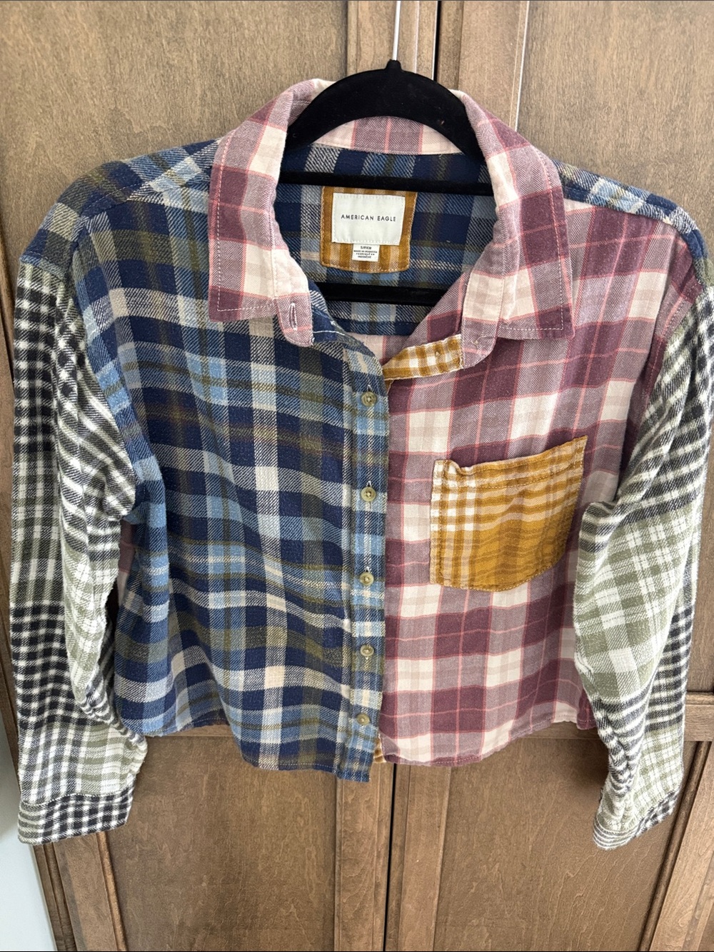 American Eagle Cozy Cabin Cropped Flannel